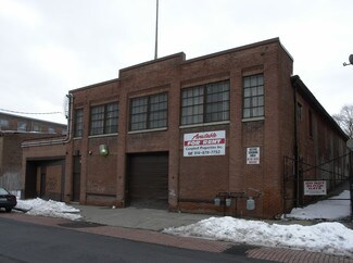 Plus de détails pour 337-341 Liberty St, Newburgh, NY - Industriel/Logistique à louer