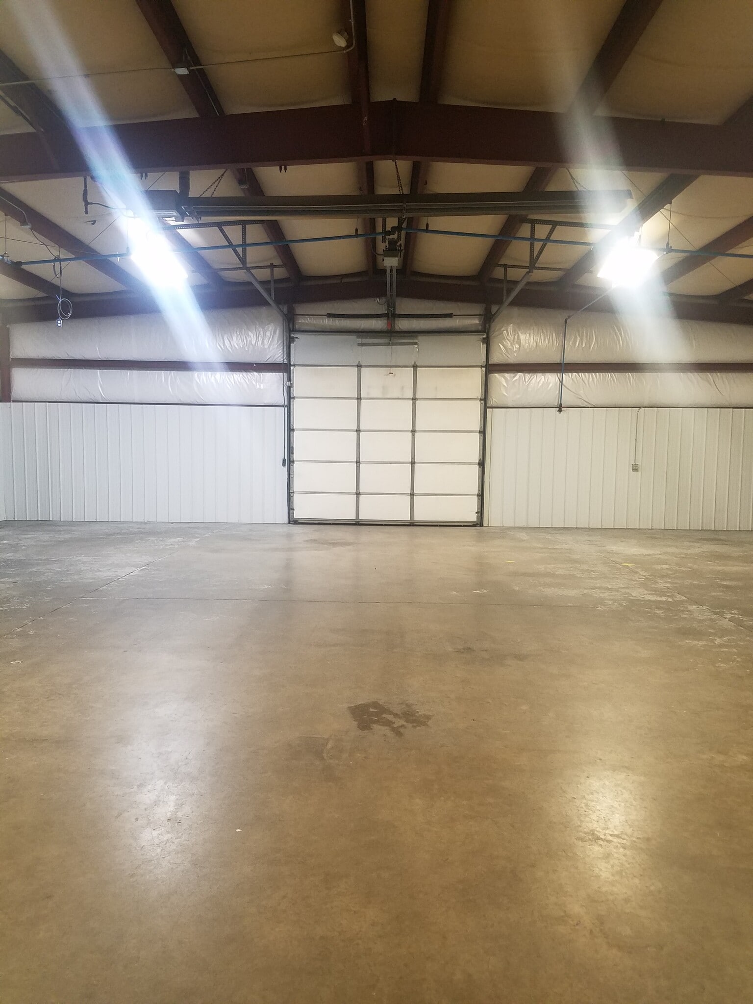 1002 Mitchell Jellison Dr, Elkhart, IN à louer Photo intérieure– Image 1 sur 3