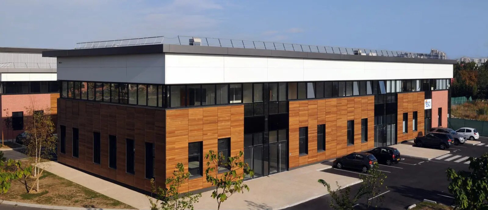 6 Rue Du Commandant D'estienne D'orves, Villeneuve-la-Garenne à louer Photo de l’immeuble– Image 1 sur 7
