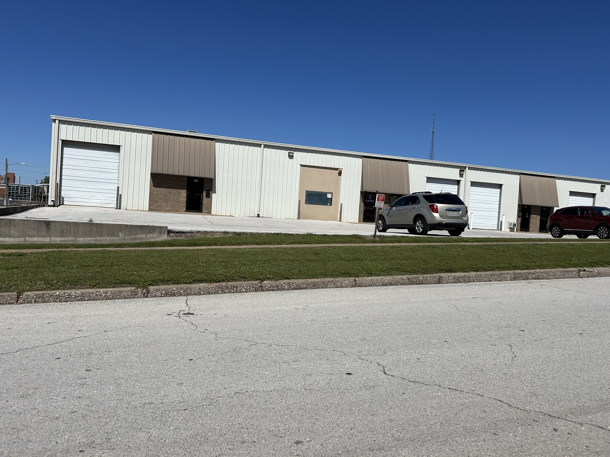 611 N Washington Ave, Springfield, MO à louer Photo intérieure– Image 1 sur 5