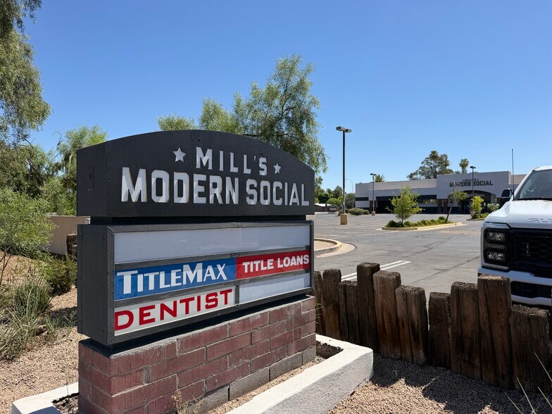 19-85 E Broadway Rd, Tempe, AZ à louer - Photo de l’immeuble – Image 2 sur 12