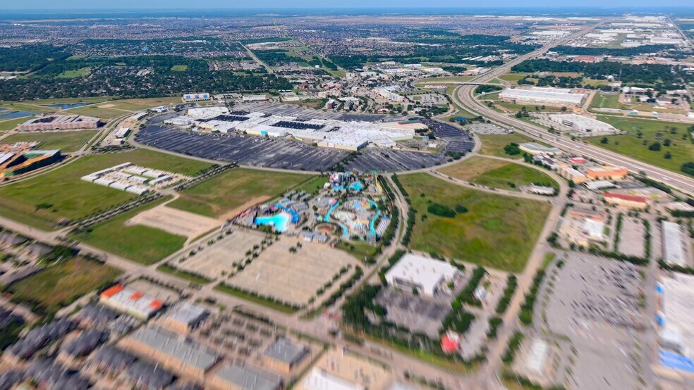 24401-24811 Katy Fwy, Katy, TX à louer - Vidéo sur l’annonce professionnelle – Image 2 sur 8