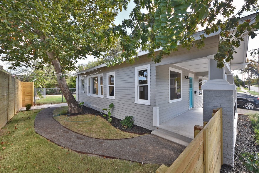 2312 N Francis Ave, Oklahoma City, OK à vendre - Photo de l’immeuble – Image 2 sur 4