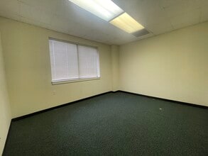 1701 Sunset Ave, Rocky Mount, NC à vendre Photo intérieure– Image 2 sur 6