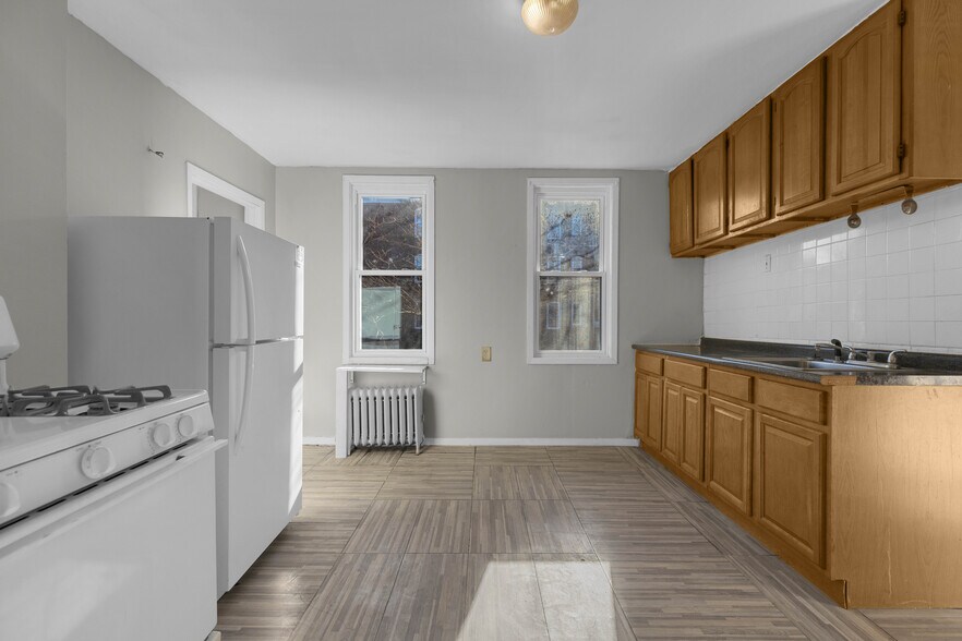 143-145 Putnam St, Hartford, CT à vendre - Photo de l’immeuble – Image 3 sur 20