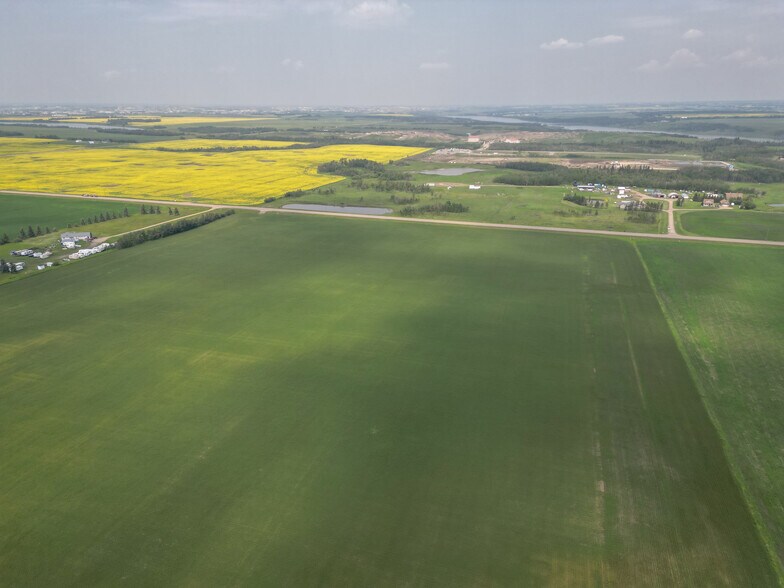 244 Rural, Rural Leduc County, AB à vendre - Aérien – Image 2 sur 10