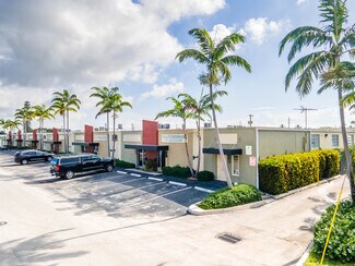Plus de détails pour 4748-4794 NE 11th Ave, Oakland Park, FL - Local d'activités à louer