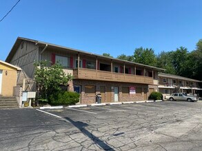 1523 S Green River Rd, Evansville, IN à louer Photo de l’immeuble– Image 1 sur 1