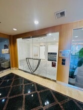 74199 El Paseo Dr, Palm Desert, CA à louer Photo intérieure– Image 1 sur 7