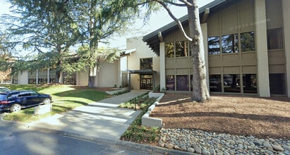 3600 American River Dr, Sacramento, CA à louer Photo intérieure– Image 1 sur 8