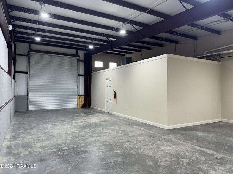 103 Tas St, Scott, LA à louer - Photo principale – Image 1 sur 6