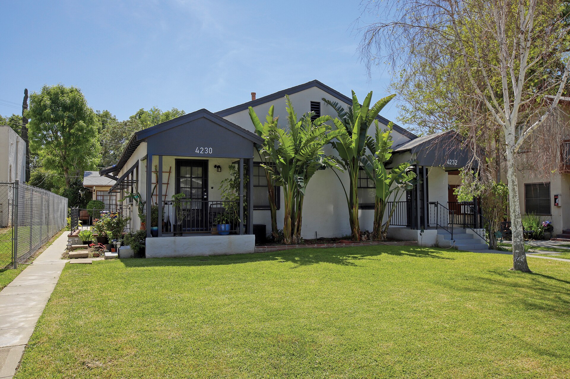 4228 10th St, Riverside, CA à vendre Photo de l’immeuble– Image 1 sur 8