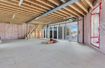 652 Princess St, Kingston, ON à louer Photo intérieure– Image 2 sur 7