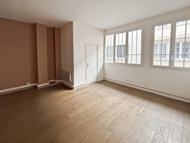 Bureau dans Paris à louer - Photo de l’immeuble – Image 2 sur 6
