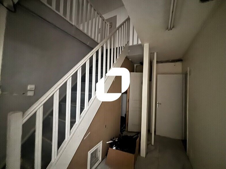 9 Rue Des Cerisiers, Lisses à louer - Photo intérieure – Image 3 sur 10