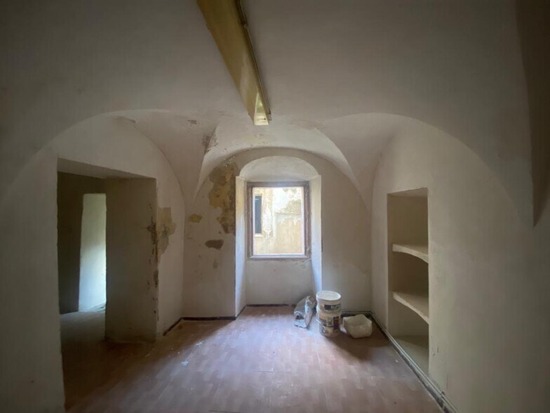 Local commercial dans Cáceres, Cáceres à louer - Photo de l’immeuble – Image 2 sur 12