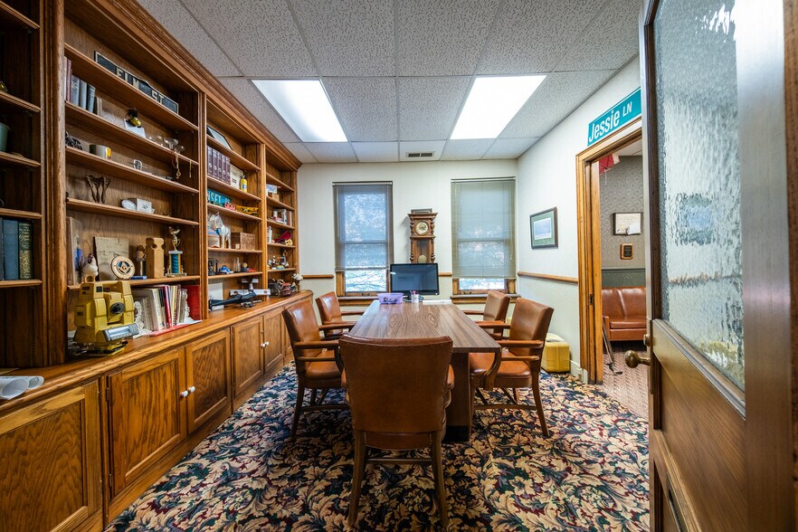 524 S Elm St, Greensboro, NC à vendre - Photo de l’immeuble – Image 3 sur 18