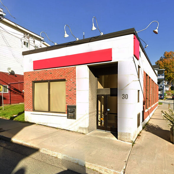 30 St Angus N, East Angus, QC à vendre - Photo de l’immeuble – Image 1 sur 1