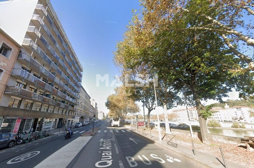Local commercial dans Lyon à louer - Photo de l’immeuble – Image 3 sur 3
