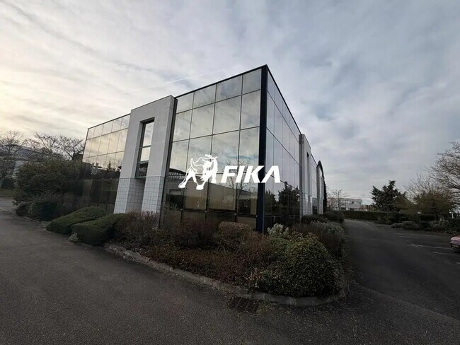 Plus de détails pour Bureau à louer