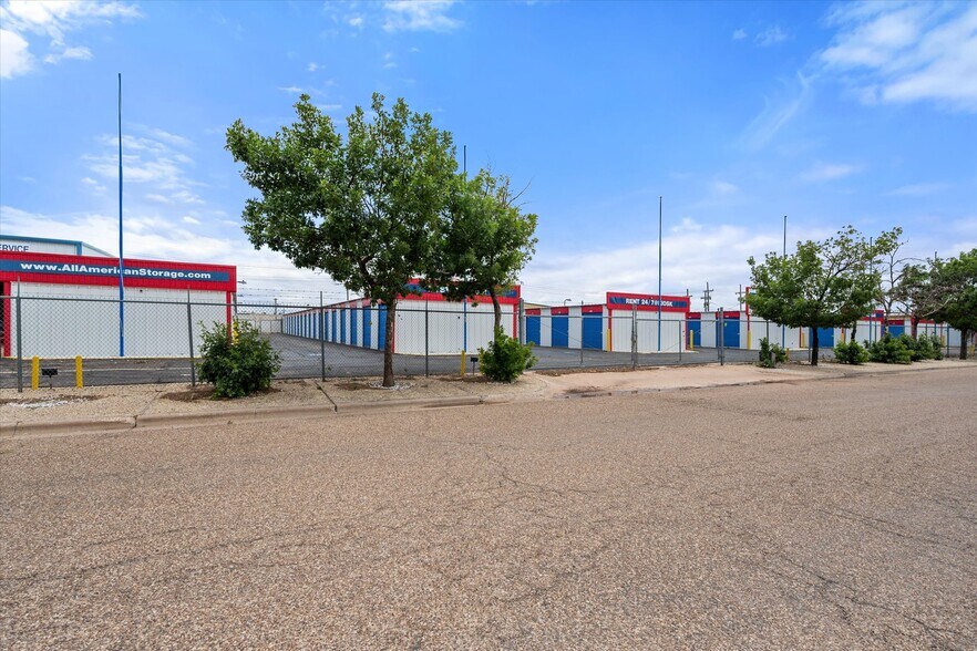 5839 49th St, Lubbock, TX à vendre - Photo de l’immeuble – Image 2 sur 5