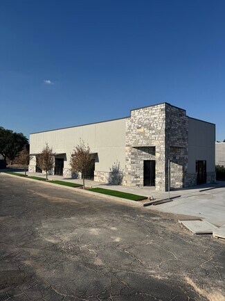Plus de détails pour 2141 E 8th St, Odessa, TX - Bureau/Local commercial à louer