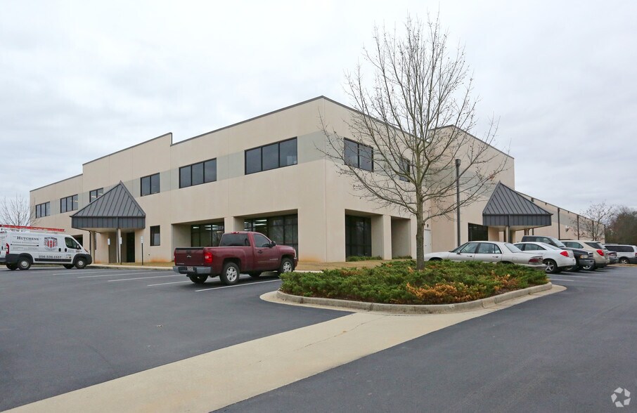 505 Production Ave, Madison, AL à louer - Photo de l’immeuble – Image 3 sur 14