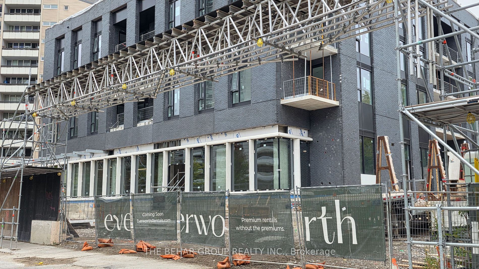 235 Balliol St, Toronto, ON à louer Photo intérieure– Image 1 sur 6