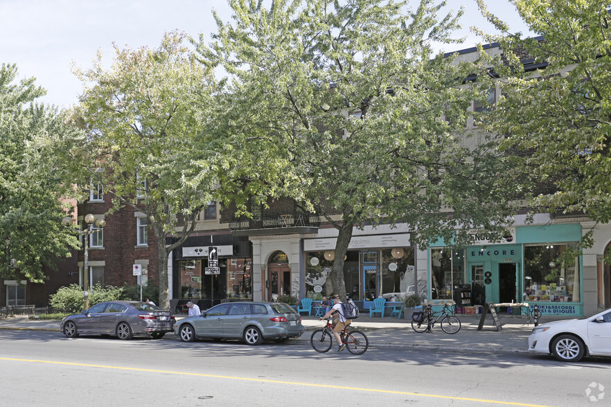 5662-5666 Rue Sherbrooke O, Montréal, QC à louer - Photo principale – Image 2 sur 6