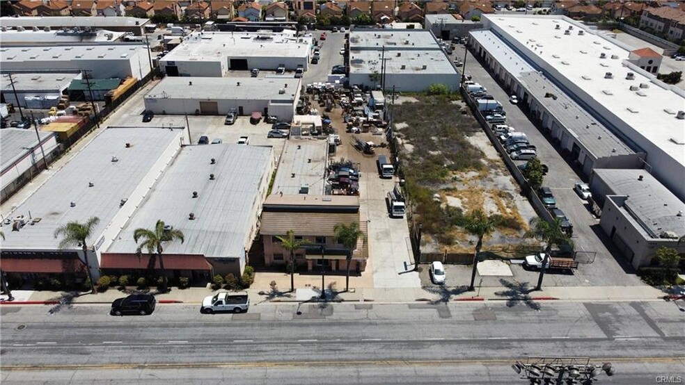 1304 Santa Anita Ave, South El Monte, CA à louer - Photo de l’immeuble – Image 2 sur 4