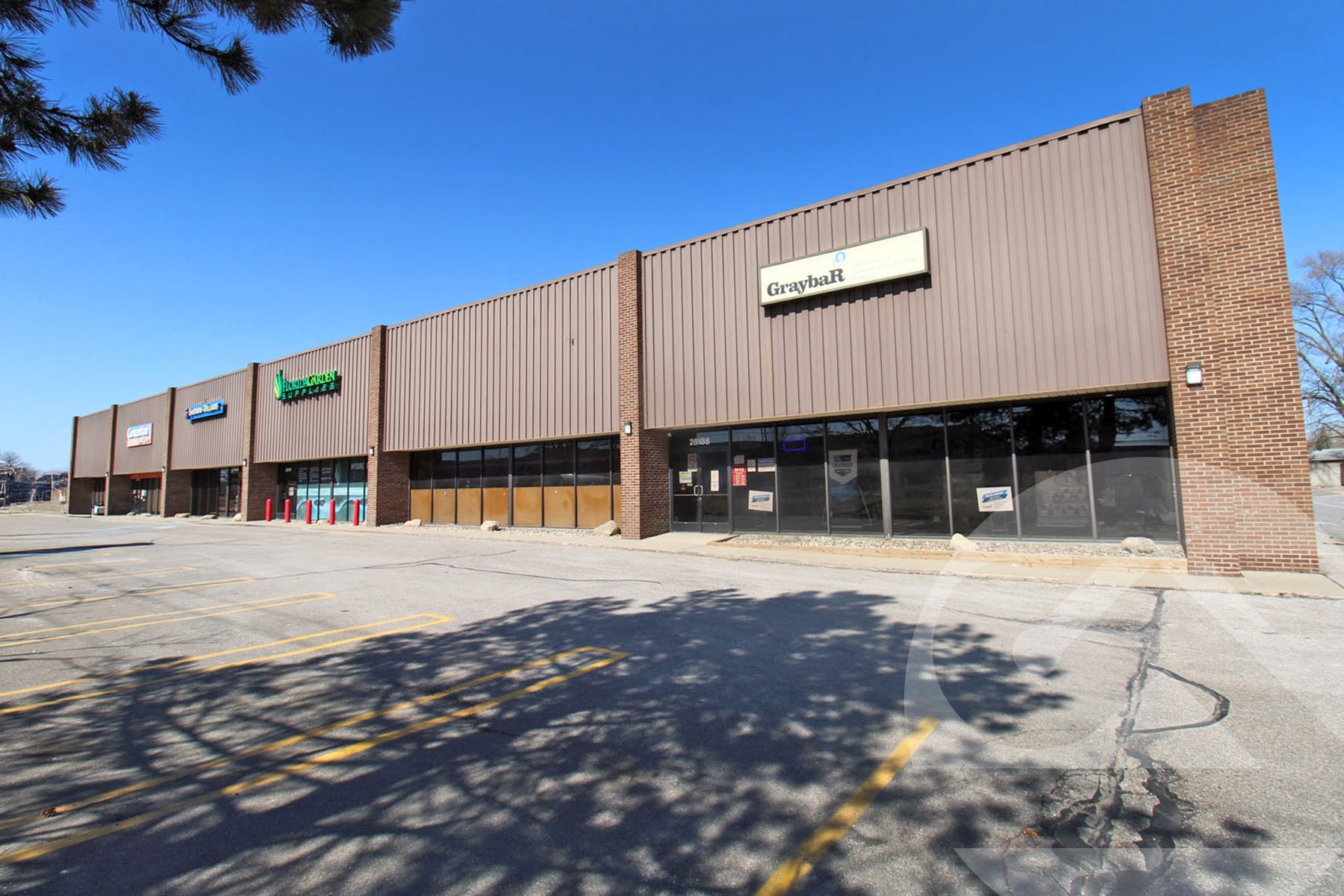28188-28196 Schoolcraft Rd, Livonia, MI à louer Photo de l’immeuble– Image 1 sur 2