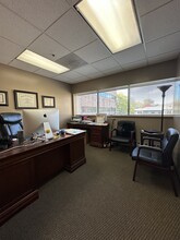 608 S Washington St, Naperville, IL à louer Photo intérieure– Image 2 sur 4