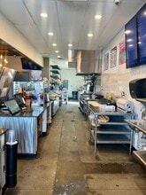 2900 N Mesa St, El Paso, TX à louer Photo intérieure– Image 2 sur 6