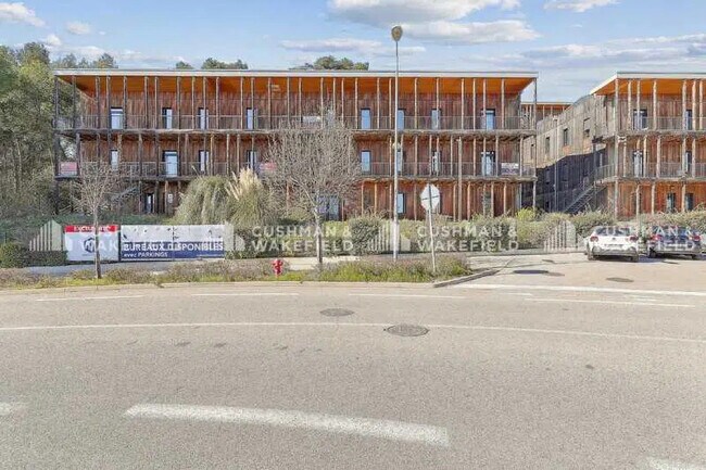 Plus de détails pour 305 Rue Maurice Aicardi Lejard, Aix-en-Provence - Bureau à louer