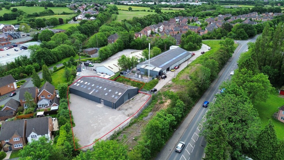 Mold Rd, Wrexham à louer - Photo de l’immeuble – Image 2 sur 2