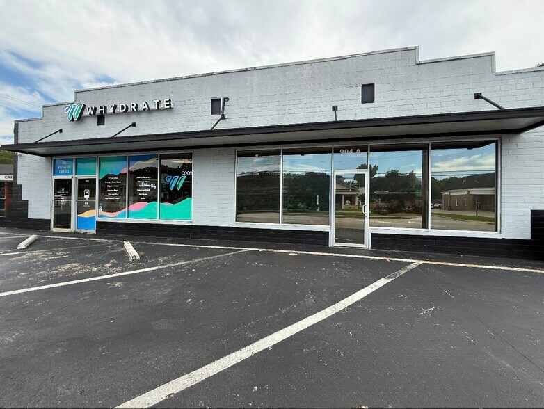 904 Maple St, Carrollton, GA à louer - Photo de l’immeuble – Image 1 sur 4