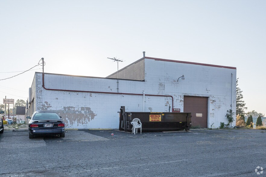 2508-2512 Triplett Blvd, Akron, OH à vendre - Photo de l’immeuble – Image 2 sur 2