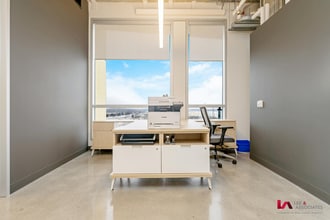 1275 Finch Ave W, Toronto, ON à louer Photo intérieure– Image 2 sur 5