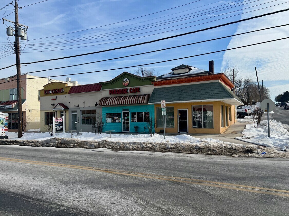 6423 Frederick Rd, Baltimore, MD à louer Photo principale– Image 1 sur 11