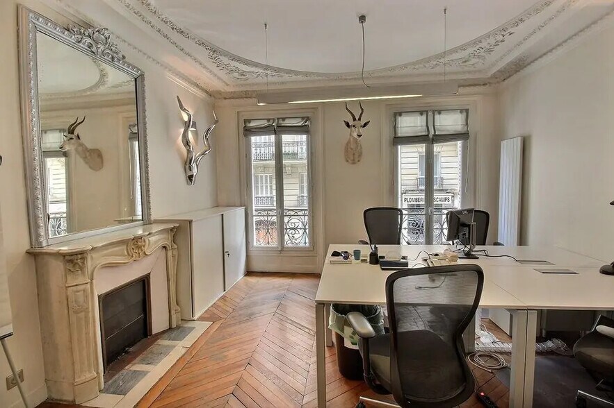 Bureau dans Paris à vendre - Photo de l’immeuble – Image 1 sur 9