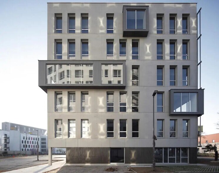 Bureau dans Saint-Herblain à louer - Photo de l’immeuble – Image 2 sur 9