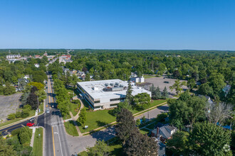 645 W Grand River Ave, Howell, MI - VUE AÉRIENNE  vue de carte
