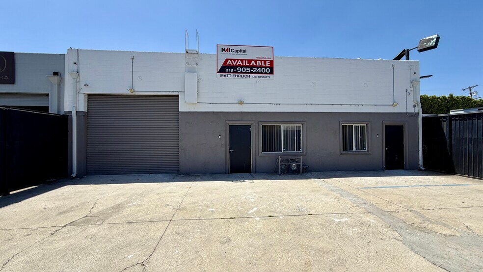 14768 Calvert St, Van Nuys, CA à vendre - Photo de l’immeuble – Image 3 sur 17