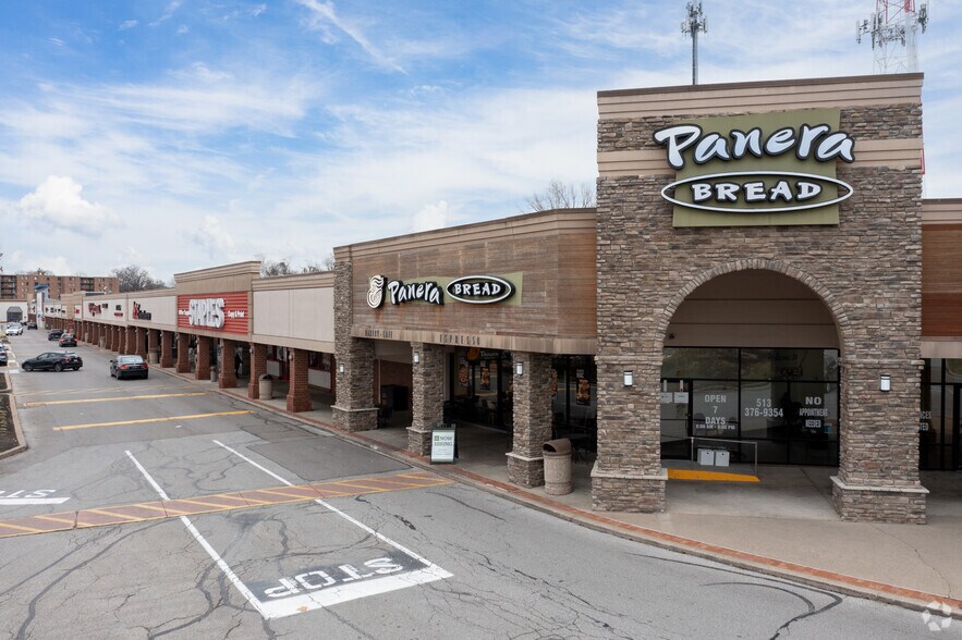 3800-3838 Paxton Ave, Cincinnati, OH à louer - Photo principale – Image 1 sur 25