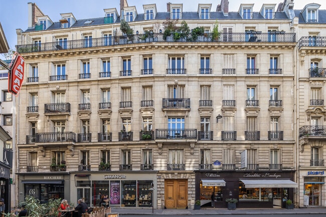 Plus de détails pour 187 Rue De Grenelle, Paris - Local commercial à louer