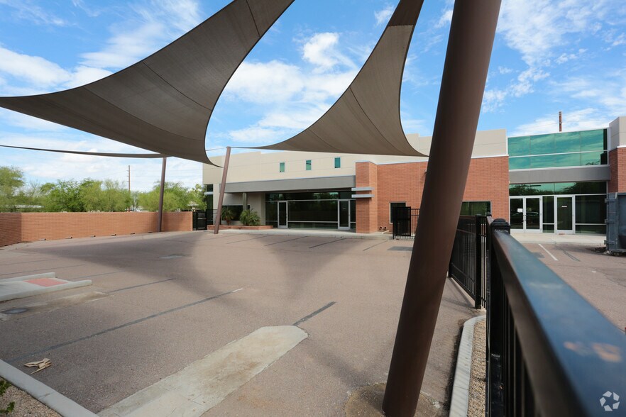 5570 W Chandler Blvd, Chandler, AZ à vendre - Photo de l’immeuble – Image 2 sur 9