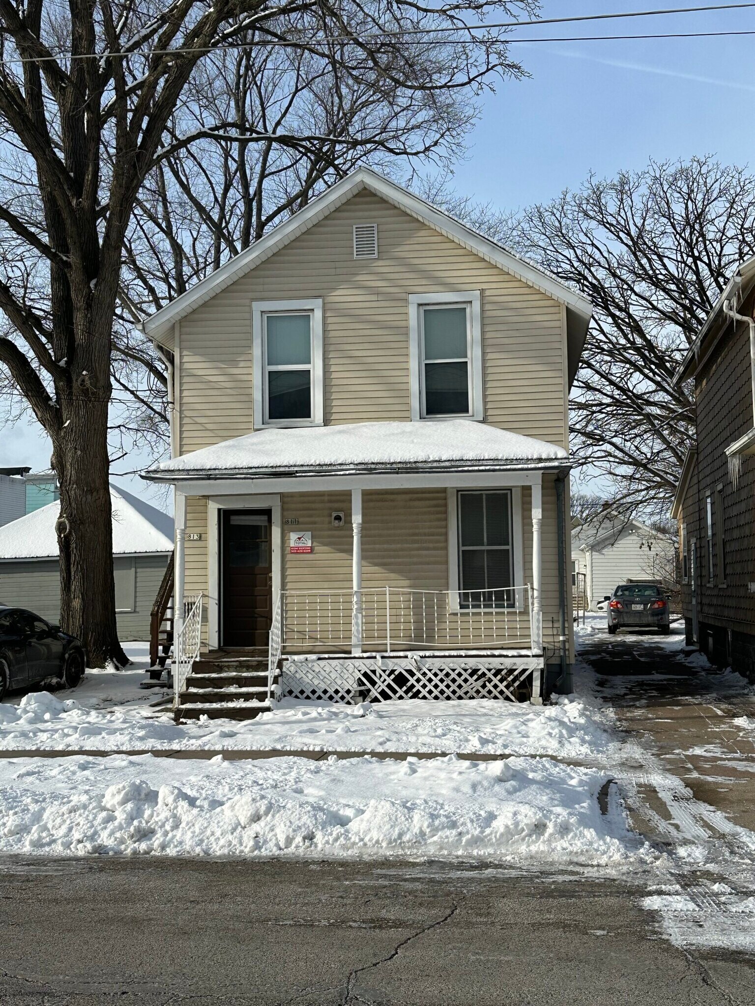817 Cherry St, Oshkosh, WI à vendre Photo principale– Image 1 sur 19