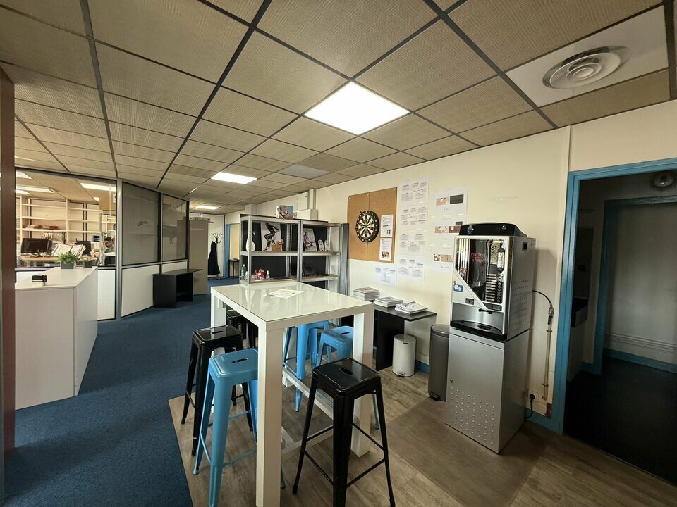 Bureau dans Mont-Saint-Aignan à louer Photo intérieure– Image 1 sur 8