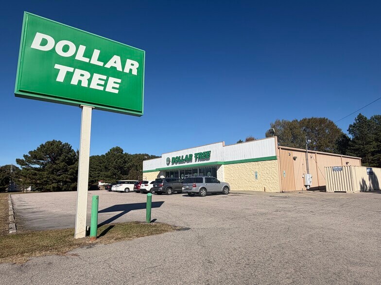 5016 Elm City Rd, Elm City, NC à louer - Photo de l’immeuble – Image 3 sur 3