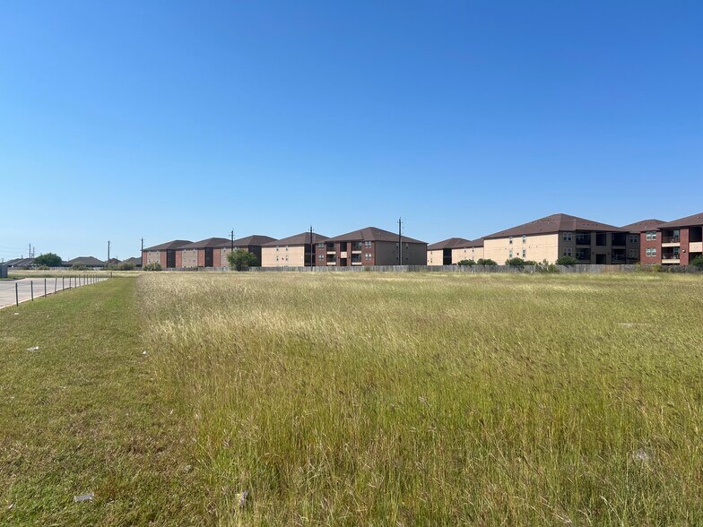 3809 Rodd Field Rd, Corpus Christi, TX à vendre - Photo de l’immeuble – Image 3 sur 10